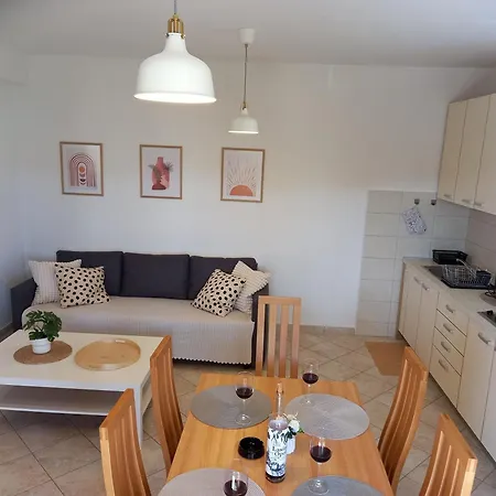 Tomislav Apartament *