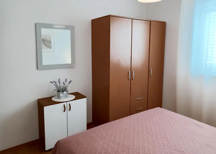 Tomislav Apartament Murter